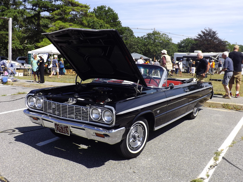 Illustration for article titled The 10th Annual Tisbury Fire Fighters' Car Show